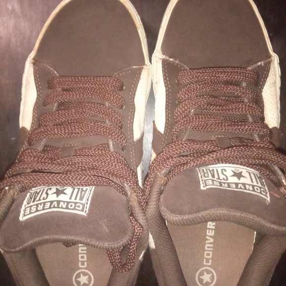 Converse - Picture 2 of 7